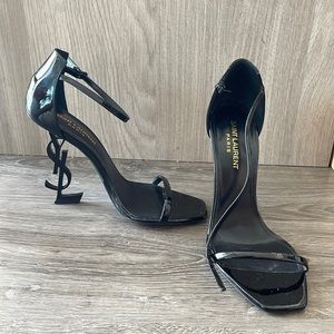 YSL patent leather heel - Worn once